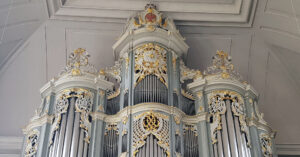 Bachwoche Ansbach Gumbertuskirche - Hotel Platengarten - Ihr Hotel zur Bachwoche ursprüngliche Barockorgel von 1736/38 des Ansbacher Land- und Hoforgelmachers Johann Christoph Wiegleb aus Wilhermsdorf war zu ihrer Zeit mit 47 klingenden Stimmen die größte und bedeutendste Orgel im fränkischen Raum